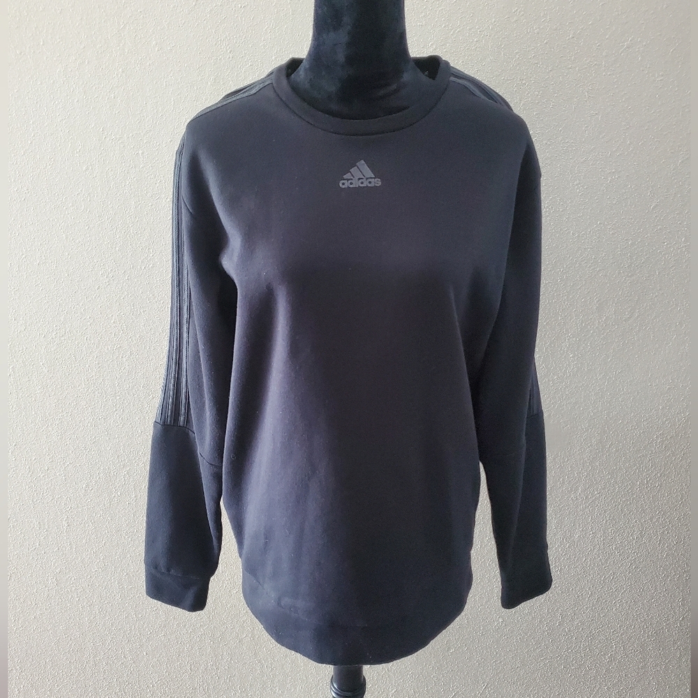 Adidas Basic Black Timeless Crewneck Sweatshirt Everyday Casual Sz M